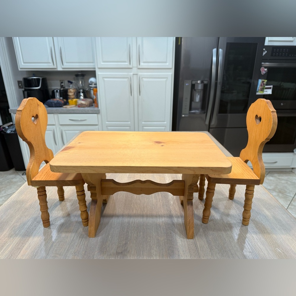 Retired Pleasant Company (American Girl Doll) Vintage Dining Table Set
